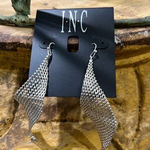 INC silver earrings J31